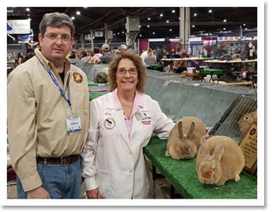 Best Lynx & Best Oppossite Lynx - Int, Doe & Buck, owned by Jim & Aileen Brown (PA)